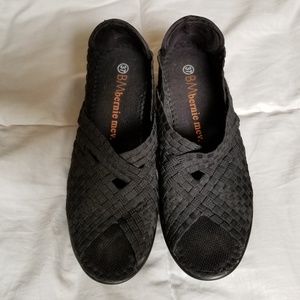 Bernie Mev Woven Mesh shoe Blk size 7